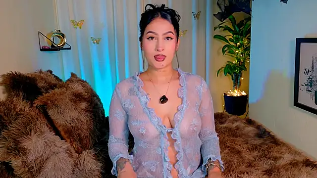 Snapshot of Kaaiiri chatting on March 2026 04:33:01 PM Kaaiiri online show from March 2026 04:33:01 PM