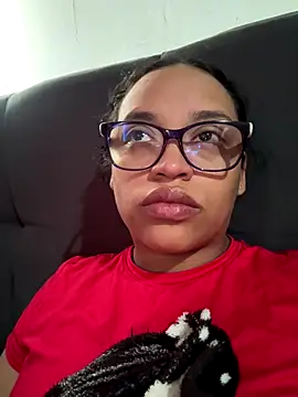 Snapshot of angela_angels_ chatting on December 2024 05:24:01 PM angela angels online show from December 2024 05:24:01 PM