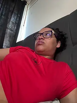 Snapshot of angela_angels_ chatting on December 2024 09:15:02 PM angela angels online show from December 2024 09:15:02 PM