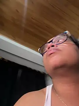 Snapshot of angela_angels_ chatting on December 2024 07:16:01 AM angela angels online show from December 2024 07:16:01 AM