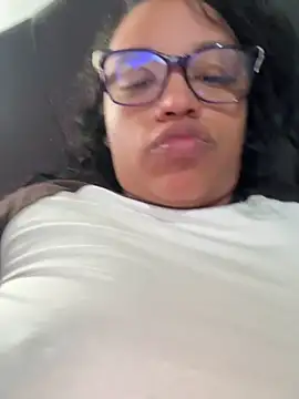 Snapshot of angela_angels_ chatting on December 2024 03:13:02 PM angela angels online show from December 2024 03:13:02 PM