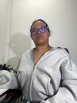 Snapshot of angela_angels_ chatting on December 2024 02:19:01 AM angela angels online show from December 2024 02:19:01 AM