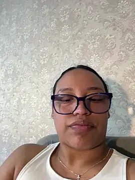 Snapshot of angela_angels_ chatting on January 2025 10:24:02 PM angela angels online show from January 2025 10:24:02 PM