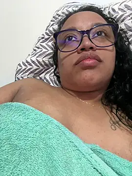 Snapshot of angela_angels_ chatting on January 2025 11:44:01 PM angela angels online show from January 2025 11:44:01 PM