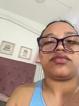 Snapshot of angela_angels_ chatting on January 2025 09:18:01 AM angela angels online show from January 2025 09:18:01 AM