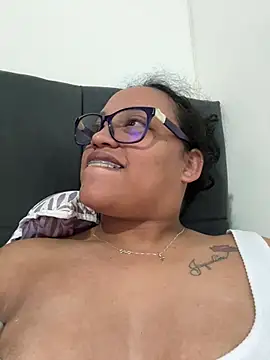 Snapshot of angela_angels_ chatting on January 2025 07:53:02 AM angela angels online show from January 2025 07:53:02 AM