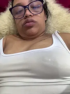 Snapshot of angela_angels_ chatting on February 2025 10:15:01 AM angela angels online show from February 2025 10:15:01 AM