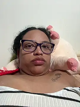 Snapshot of angela_angels_ chatting on February 2025 06:43:02 PM angela angels online show from February 2025 06:43:02 PM