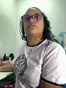 Snapshot of angela_angels_ chatting on September 2025 02:38:02 AM angela angels online show from September 2025 02:38:02 AM