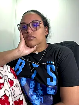 Snapshot of angela_angels_ chatting on October 2025 11:16:02 PM angela angels online show from October 2025 11:16:02 PM