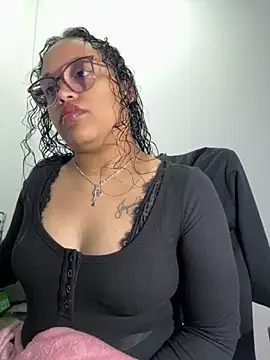 Snapshot of angela_angels_ chatting on October 2025 02:03:02 AM angela angels online show from October 2025 02:03:02 AM