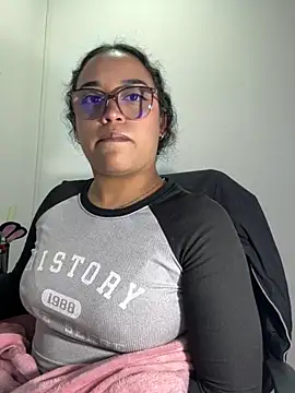 Snapshot of angela_angels_ chatting on November 2025 07:55:02 AM angela angels online show from November 2025 07:55:02 AM