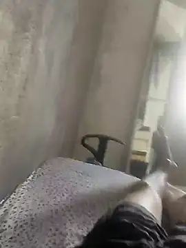 Juliano69xv online show from February 2025 01:22:01 PM