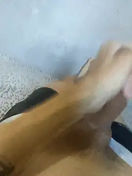 Juliano69xv online show from March 2025 12:27:02 PM