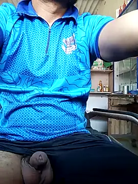 Snapshot of Priynkarani chatting on February 2026 06:26:01 AM Priynkarani online show from February 2026 06:26:01 AM