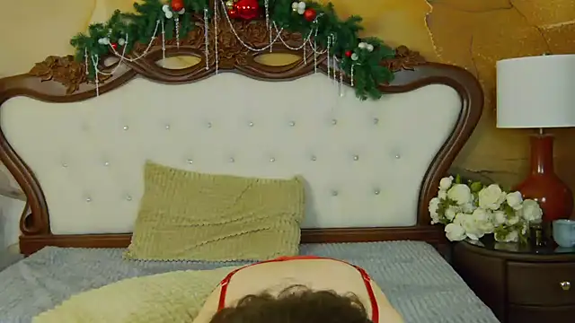 Snapshot of IreneRaye chatting on December 2024 11:09:01 AM IreneRaye online show from December 2024 11:09:01 AM