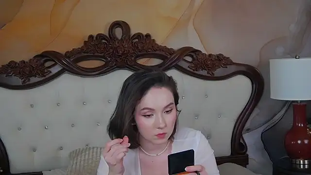 Snapshot of IreneRaye chatting on February 2025 11:35:02 AM IreneRaye online show from February 2025 11:35:02 AM