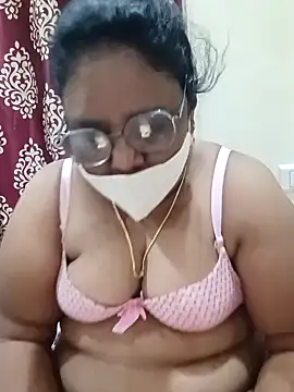 Snapshot of Pushpavathi_78 chatting on January 2025 01:32:01 PM Pushpavathi 78 online show from January 2025 01:32:01 PM