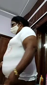 Snapshot of Pushpavathi_78 chatting on January 2025 05:17:02 PM Pushpavathi 78 online show from January 2025 05:17:02 PM