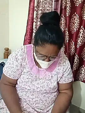 Snapshot of Pushpavathi_78 chatting on February 2025 01:06:01 PM Pushpavathi 78 online show from February 2025 01:06:01 PM