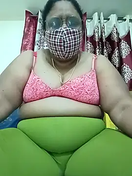 Snapshot of Pushpavathi_78 chatting on March 2025 02:12:02 PM Pushpavathi 78 online show from March 2025 02:12:02 PM