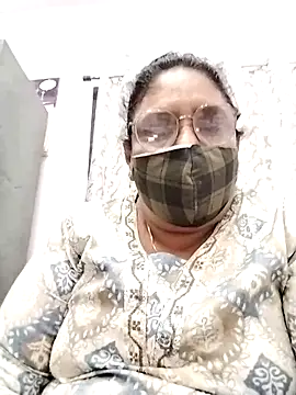 Snapshot of Pushpavathi_78 chatting on September 2025 04:18:01 PM Pushpavathi 78 online show from September 2025 04:18:01 PM