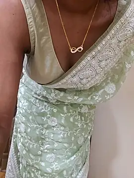 Snapshot of Tanisha789 chatting on October 2025 08:08:01 PM Tanisha789 online show from October 2025 08:08:01 PM