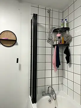 vanilla chocolate23 online show from October 2025 02:19:01 PM