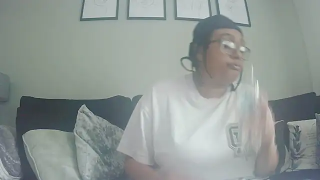 Snapshot of vanilla_chocolate23 chatting on May 2026 07:59:02 AM vanilla chocolate23 online show from May 2026 07:59:02 AM