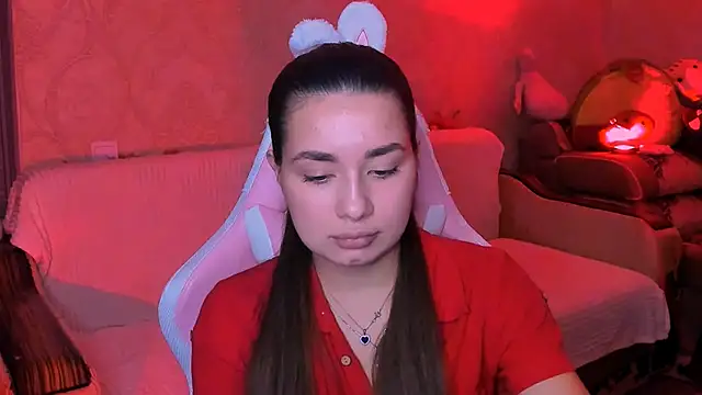 Snapshot of Swee_Alicee chatting on December 2025 07:19:02 PM Swee Alicee online show from December 2025 07:19:02 PM