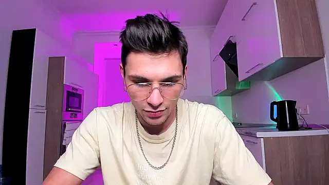 Snapshot of denlover1 chatting on December 2024 12:30:01 AM denlover1 online show from December 2024 12:30:01 AM