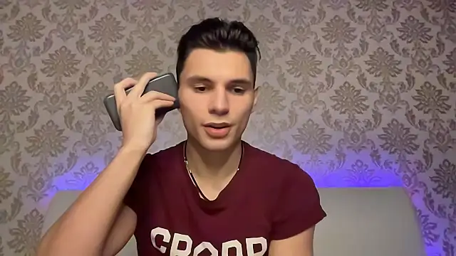 Snapshot of denlover1 chatting on January 2025 03:02:01 PM denlover1 online show from January 2025 03:02:01 PM