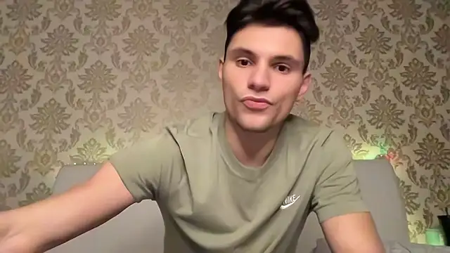 Snapshot of denlover1 chatting on January 2025 04:34:02 PM denlover1 online show from January 2025 04:34:02 PM