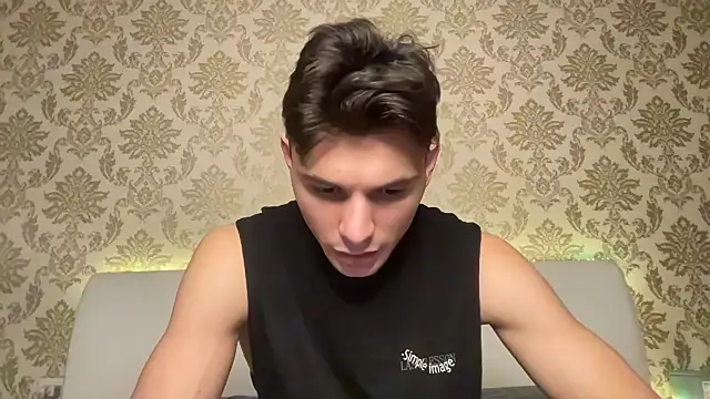 Snapshot of denlover1 chatting on February 2025 03:32:02 PM denlover1 online show from February 2025 03:32:02 PM