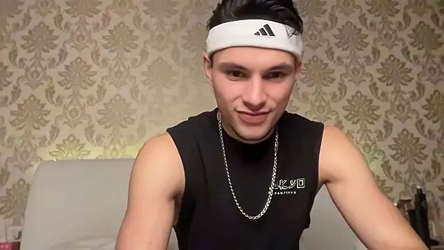 Snapshot of denlover1 chatting on March 2025 06:48:01 PM denlover1 online show from March 2025 06:48:01 PM