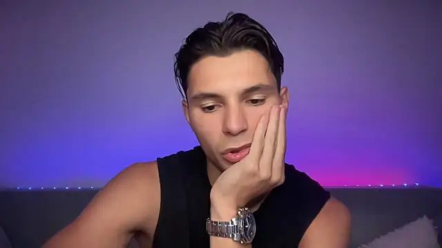 Snapshot of denlover1 chatting on September 2025 09:11:02 AM denlover1 online show from September 2025 09:11:02 AM