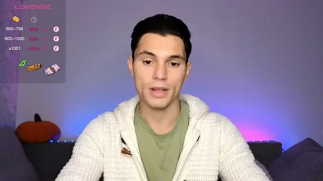 Snapshot of denlover1 chatting on October 2025 08:33:02 AM denlover1 online show from October 2025 08:33:02 AM