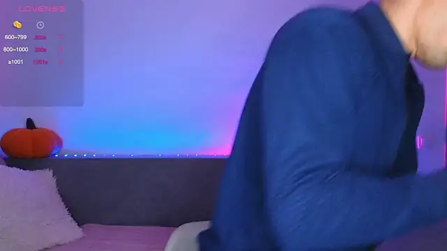 Snapshot of denlover1 chatting on October 2025 08:23:02 AM denlover1 online show from October 2025 08:23:02 AM