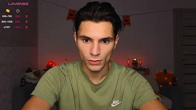 Snapshot of denlover1 chatting on October 2025 06:47:01 AM denlover1 online show from October 2025 06:47:01 AM