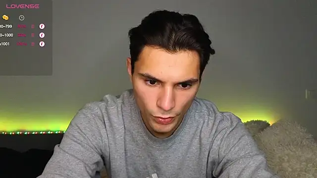 Snapshot of denlover1 chatting on October 2025 08:40:01 AM denlover1 online show from October 2025 08:40:01 AM