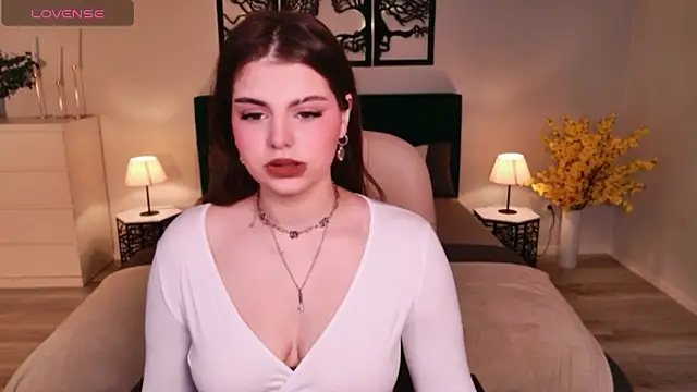 Snapshot of AdeliaKiss chatting on February 2026 04:43:01 AM AdeliaKiss online show from February 2026 04:43:01 AM