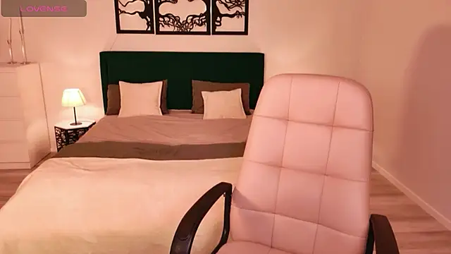 Snapshot of AdeliaKiss chatting on March 2026 04:39:02 AM AdeliaKiss online show from March 2026 04:39:02 AM