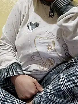 Snapshot of 3ahhd chatting on March 2025 12:01:02 AM 3ahhd online show from March 2025 12:01:02 AM