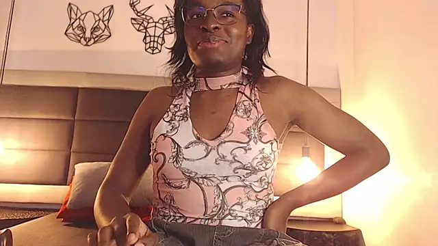 Snapshot of candy_lovee69 chatting on October 2025 09:01:01 PM candy lovee69 online show from October 2025 09:01:01 PM