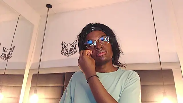 Snapshot of candy_lovee69 chatting on November 2025 02:40:02 PM candy lovee69 online show from November 2025 02:40:02 PM