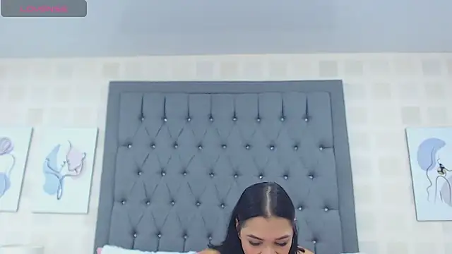 Snapshot of JoslinEvans chatting on October 2025 12:19:02 PM JoslinEvans online show from October 2025 12:19:02 PM