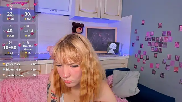 Linablueeyed online show from February 2025 05:31:02 PM