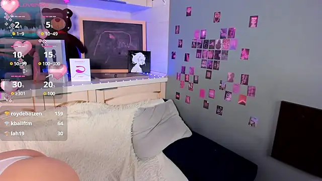 Linablueeyed online show from March 2025 02:26:02 PM