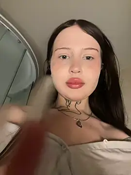 Snapshot of kate8ketee8 chatting on February 2025 08:25:02 PM kate8ketee8 online show from February 2025 08:25:02 PM