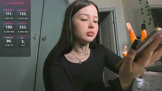 Snapshot of kate8ketee8 chatting on March 2025 10:17:01 PM kate8ketee8 online show from March 2025 10:17:01 PM